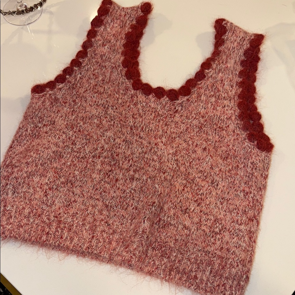 Hand knit Women's sweater Tank Top